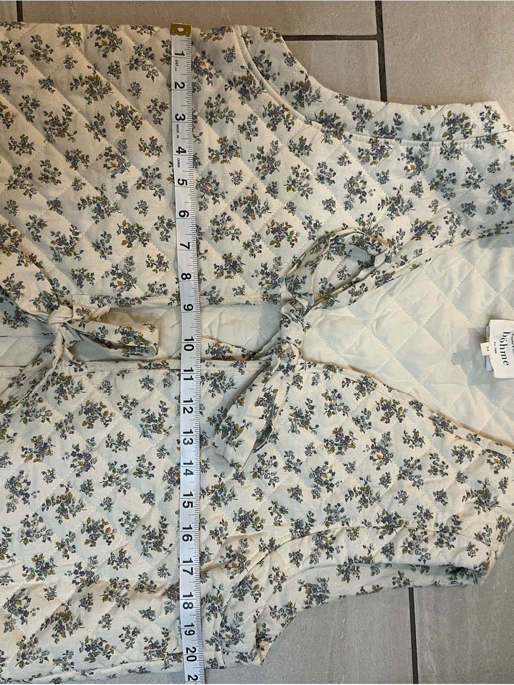 bohme Cream Quilted Floral Tie-Front Vest with Blue Sprigs - Picture 2 of 4